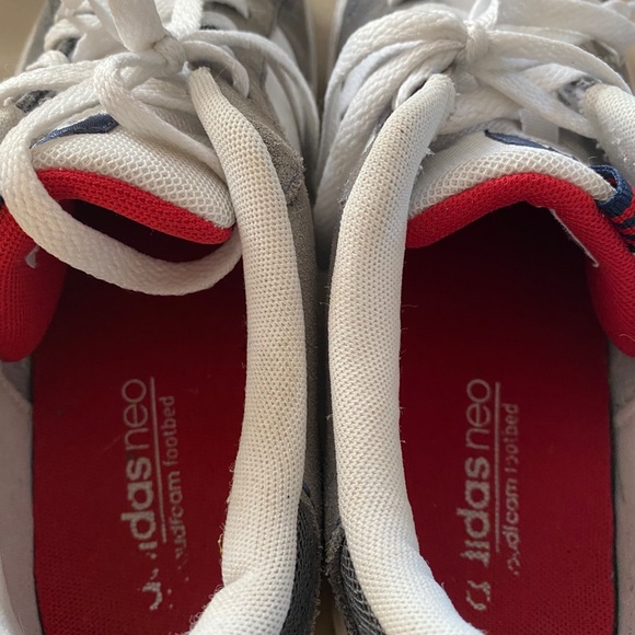 Adidas Neo Sneakers - Picture 2 of 3